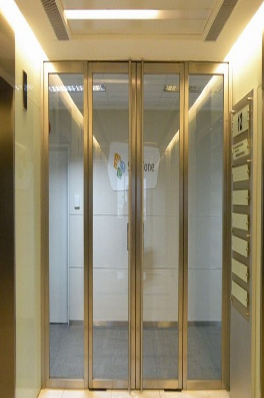 圖片關(guān)鍵詞 防火玻璃